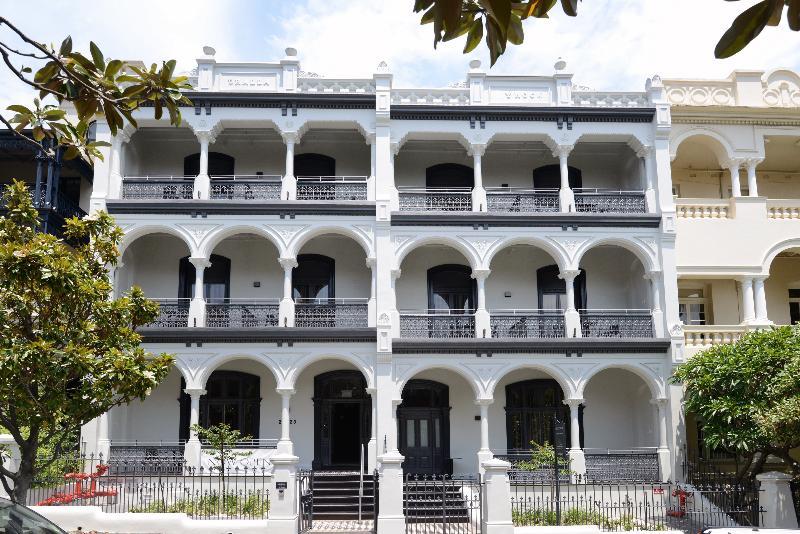 Hotel Challis Potts Point Sydney Exterior photo